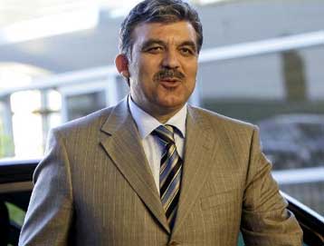 Με έγκριση των στρατηγών η τουρκική πολιτική στην Κύπρο και την ΕΕ, ομολογεί ο Γκιουλ