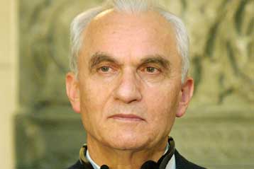 Για τουρκική μειονότητα μίλησε από την Αλεξανδρούπολη ο Γιασάρ Γιακίς