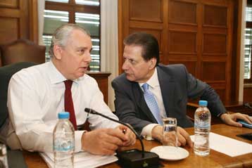 Οι ταραξίες συλλαμβάνονται, αλλά αφήνονται ελεύθεροι, δήλωσε ο Β.Πολύδωρας