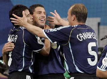 Αργεντινή από άλλον πλανήτη, προκρίθηκε με θρίαμβο 6-0 επί της Σερβίας