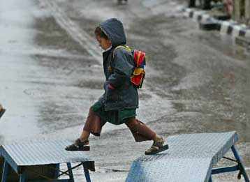 Η ΕΕ εγκρίνει οικονομική βοήθεια προς τους Παλαιστινίους παρακάμπτοντας τη Χαμάς