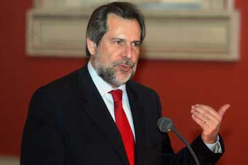 Η Τουρκία να ανταποκριθεί στις υποχρεώσεις της, τονίζει η αντιπολίτευση