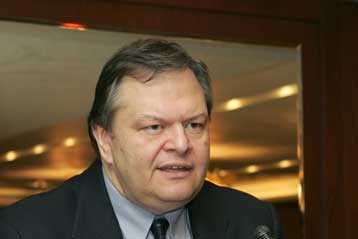 Μόνη η ευρωπαϊκή πορεία της Τουρκίας δεν συνιστά στρατηγική, τονίζει ο Ευ.Βενιζέλος