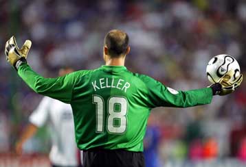 Σεβασμός του Αρίνα για τους παίκτες του, οργή του Λίπι για τους δικούς του