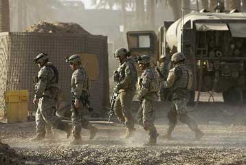 Αμερικανικά στρατεύματα στο Ραμάντι για την απομόνωση των ανταρτών