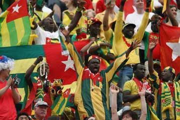 Με παρέμβαση της FIFA ταξίδεψαν για το Ντόρτμουντ οι παίκτες του Τόγκο