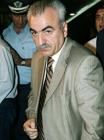 Κατ αρχήν συμφωνία Γούμενου με Καμπάνη, τελεσίγραφο Σαββίδη στον ΑΣ ΠΑΟΚ