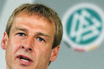 Εκουαδόρ-Γερμανία με έπαθλο την πρωτιά – Μάχη γοήτρου για Κόστα Ρίκα και Πολωνία