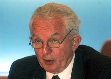 Έξι αλλαγές στον κανονισμό προσωπικού του ΟΤΕ σχεδιάζει ο Π.Βουρλούμης