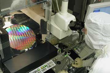 Πειραματικό τσιπ σπάει το ρεκόρ ταχύτητας με συχνότητα 500GHz