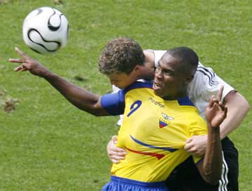 Στους τηλεοπτικούς δέκτες για χάρη του Μπόρχα, χωρίς άγχος η αναζήτηση αμυντικού