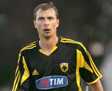 Επιστρέφει στην περίπτωση Τιάγκο η ΑΕΚ, που αποχαιρέτησε τον Βιενγλίνσκι