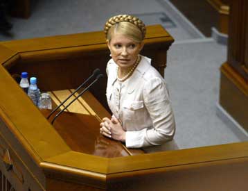 Η Γιούλια Τιμοσένκο και πάλι επικεφαλής της κυβέρνησης στην Ουκρανία