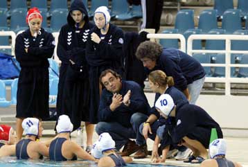 Την πόρτα της εξόδου έδειξε η Βουλιαγμένη στον Τάσο Παπαναστασίου