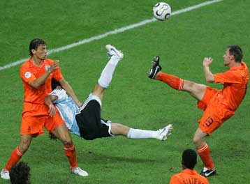 «Αναίμακτο» 0-0 για Ολλανδία και Αργεντινή που προχώρησαν στους «16»