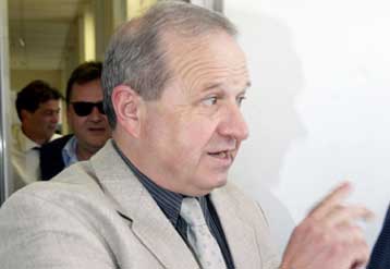 Δεν δίνω το γήπεδο σε κάποιον που δεν θα ματώσει για τον ΠΑΟΚ, δηλώνει ο Θ.Κατσαρής