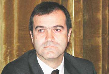 «Η υπόθεση της Εμπορικής δεν μας αφήνει αδιάφορους» δηλώνει ο Ανδρέας Βγενόπουλος