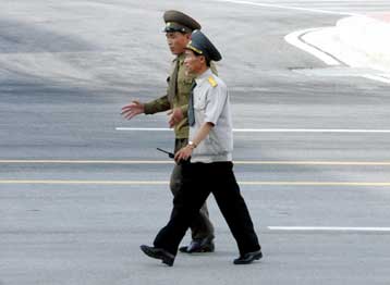 Υποβαθμίζει η Νότιος Κορέα τις πυραυλικές προετοιμασίες της Πιονγιάνγκ