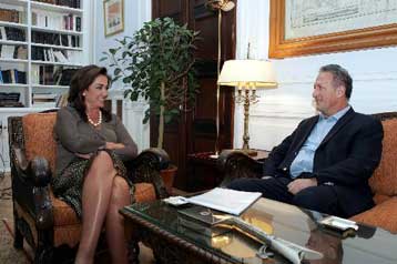 Επαφές Σκανδαλίδη με Μπακογιάννη και Σημίτη για τα προβλήματα της Αθήνας