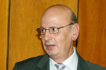 Την ανάθεση του φακέλου των υποκλοπών σε εφέτη-ανακριτή ζητά ο Δ.Λινός