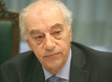 Ετήσια επιβάρυνση 1,1 δισ.ευρώ θα φέρει η ένταξη των ειδικών Ταμείων των ΔΕΚΟ στο ΙΚΑ