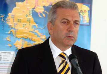 Την άμεση πρόσληψη 750 νοσηλευτών προωθεί το υπουργείο Υγείας