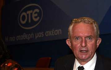 H κυβέρνηση καλύπτει τον Μ.Λιάπη στην κόντρα με τον Π.Βουρλούμη