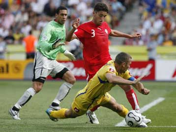 Στο δεύτερο γύρο του Μουντιάλ η Ουκρανία, 1-0 την Τυνησία με πέναλτι «φάντασμα»