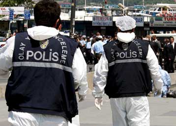 Τέσσερις νεκροί από έκρηξη σε τουριστικό θέρετρο κοντά στην Αττάλεια