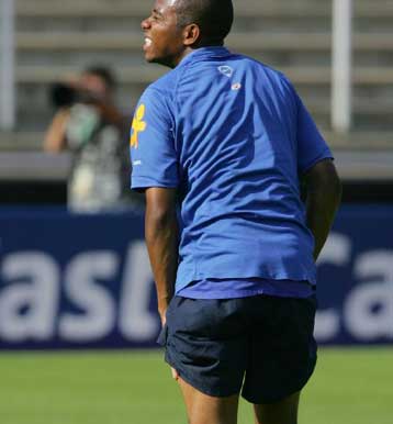 Αμφίβολος ο Ρομπίνιο για το ματς της Βραζιλίας με τη Γκάνα