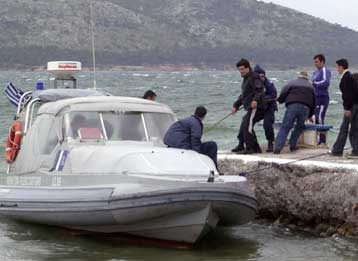 Τέλος καλό στην περιπέτεια έξι ατόμων που επέβαιναν σε ιστιοπλοϊκό ανοικτά της Σύρου