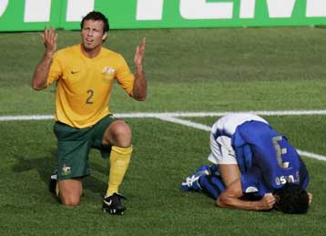 Δεν παραιτήθηκε και συνεχίζει η Ιταλία με γκολ στις καθυστερήσεις