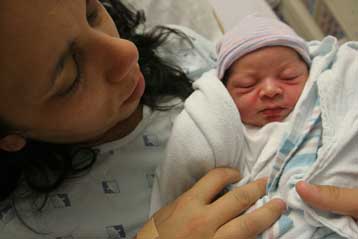 O σεξουαλικός προσανατολισμός των ανδρών «επηρεάζεται στη μήτρα»