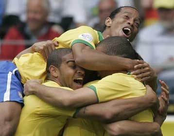 Eύκολα και απλά η Βραζιλία 3-0 τη Γκάνα και περιμένει στους «8»