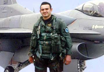 Την οικονομική ενίσχυση των παιδιών του Κώστα Ηλιάκη αναλαμβάνει η Βουλή