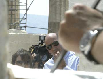 Ικανοποιημένη η κυβέρνηση από την πορεία των εργασιών στην Ακρόπολη