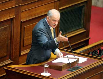 Κόντρα κυβέρνησης – ΠΑΣΟΚ για την παράταση της Ολομέλειας της Βουλής