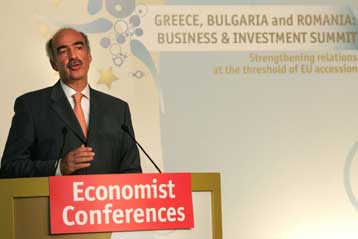 Η ένταση δεν ωφελεί κανέναν, δηλώνει ο Ευ.Μεϊμαράκης για τις ελληνοτουρκικές σχέσεις