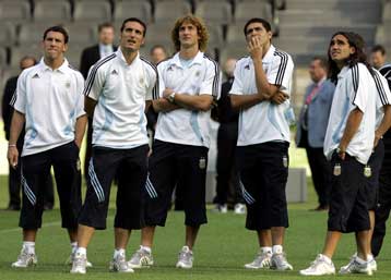 Προετοιμάστηκε για πέναλτι η Αργεντινή, ελπίζοντας να τα αποφύγει