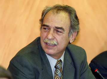 Το ψηφοδέλτιο της «Συμπαράταξης για την Αθήνα» παρουσίασε ο Σπ.Χαλβατζής