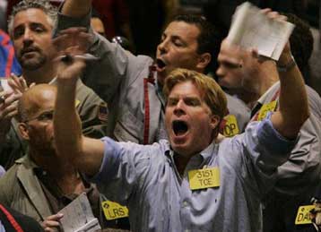 Κοντά στα 74 δολάρια ανεβαίνει η τιμή του πετρελαίου