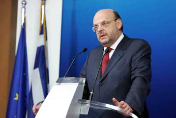 Ικανοποίηση στη ΝΔ προβληματισμός στο ΠΑΣΟΚ για τα αποτελέσματα της δημοσκόπησης