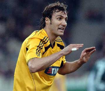 Noκ άουτ για ένα μήνα ο Αλεξόπουλος, χάνει τον προκριματικό του Champions League