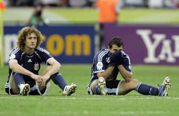 Κατήφεια και απογοήτευση στον Τύπο της Αργεντινής για τον αποκλεισμό στα πέναλτι