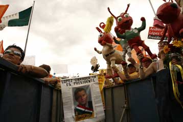 Νέο πρόεδρο εκλέγουν την Κυριακή οι Μεξικάνοι σε μια αμφίρροπη εκλογική αναμέτρηση