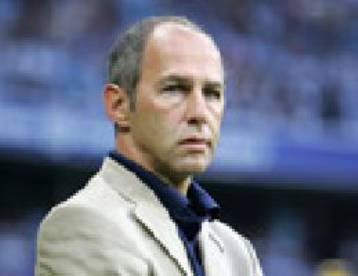 Συμφωνία Βατσινά με τον Γερμανό Μάουρερ για την τεχνική ηγεσία του ΟΦΗ