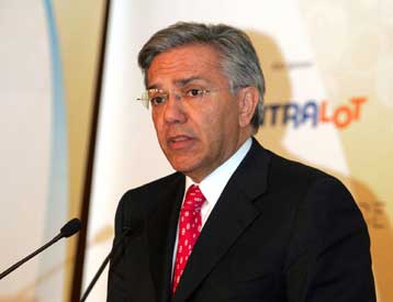 Με τον Κύπριο πρόεδρο Τάσσο Παπαδόπουλο συναντήθηκε ο Γιάννης Βαληνάκης