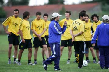 Ξεκίνησε η προετοιμασία του Αρη, που κοιτά προς Βαρκελώνη και Μαδρίτη