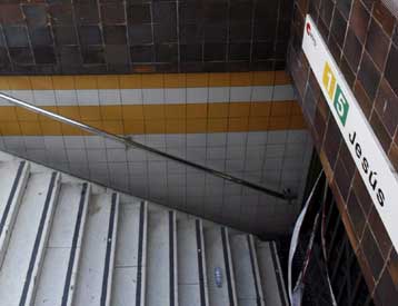 Τριήμερο πένθος για τα 41 θύματα του μετρό της Βαλένθια