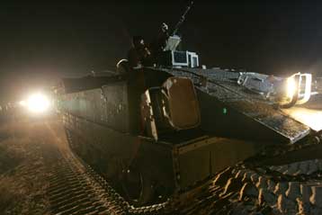 Για «σοβαρή κλιμάκωση» μιλά ο Ολμέρτ έπειτα από επίθεση σε ισραηλινό σχολείο